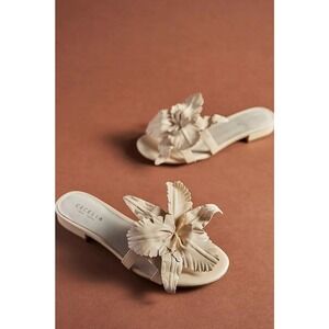 Cecelia New York Womens Lila Sandals Size 8.5 White Leather Slip On Bridal